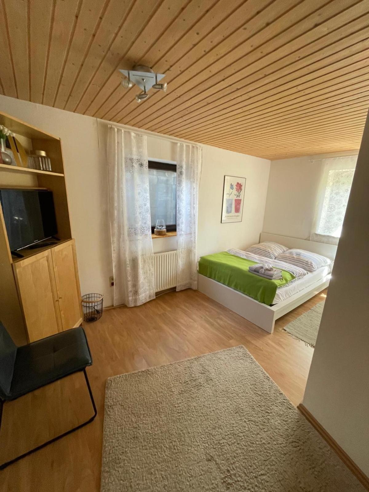 Gemuetliche Wohnung Am Tor Zum Schwarzwald Наголд Екстериор снимка